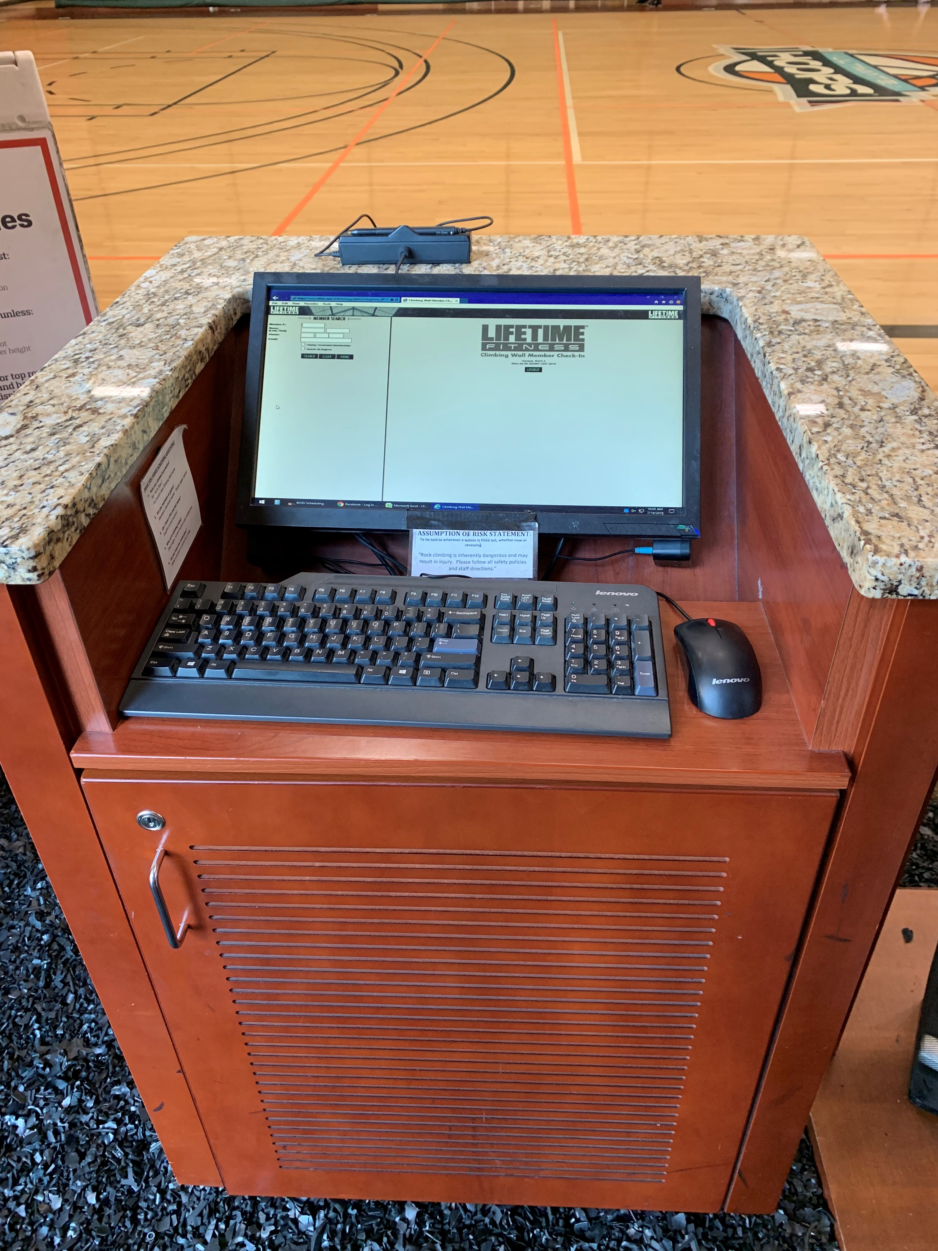 Kiosk Desk - Correct (1).jpg