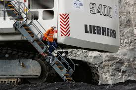 6163-DM-PL-F1017 - Liebherr R9400 Daily Excavator Inspection