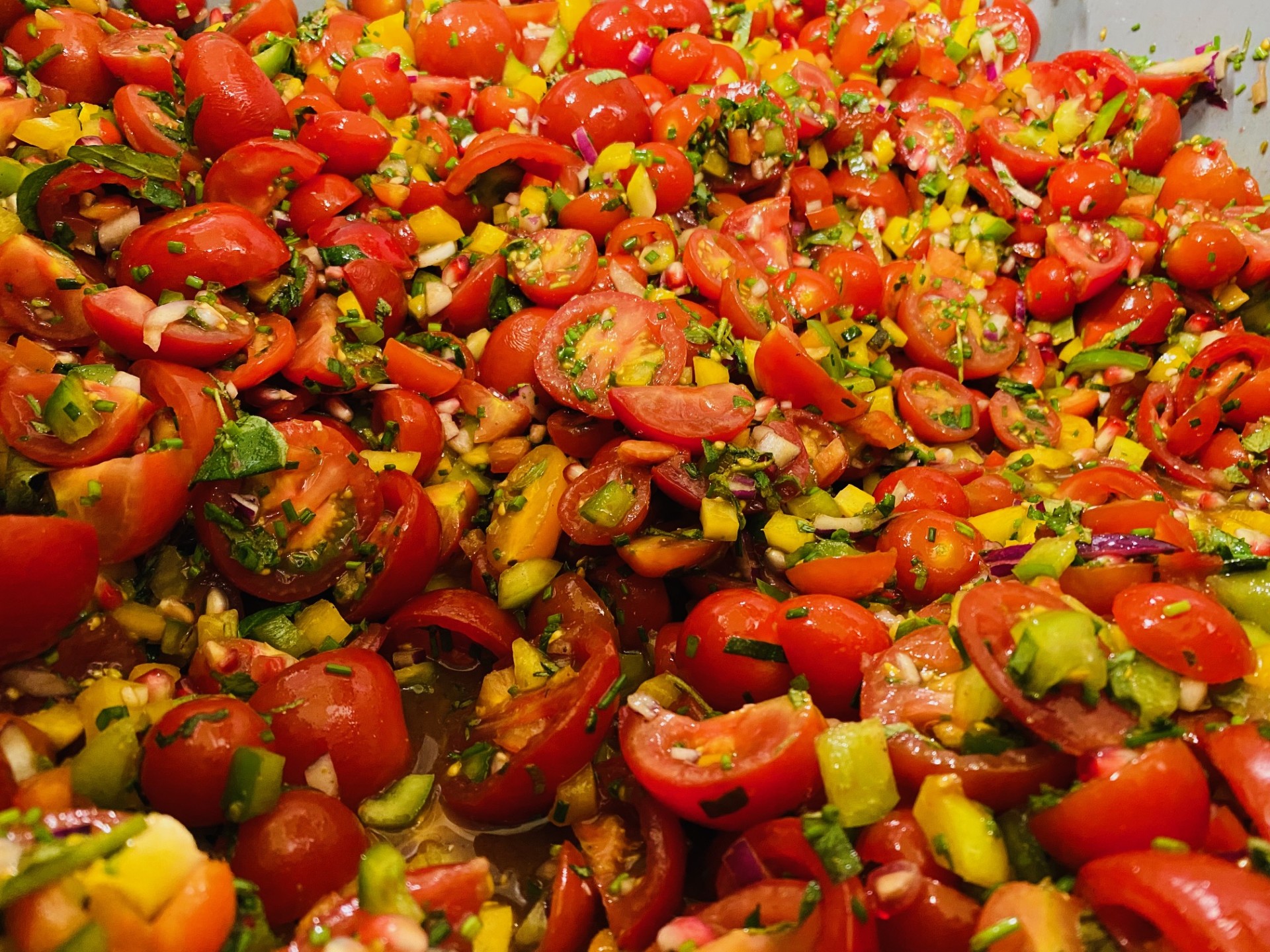 Tomato Pomegranate Salad