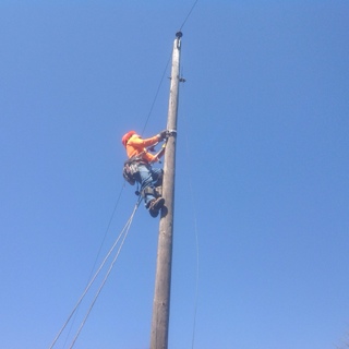 IAEC - Pole Top Rescue For The Electric Line Worker (Version 5)