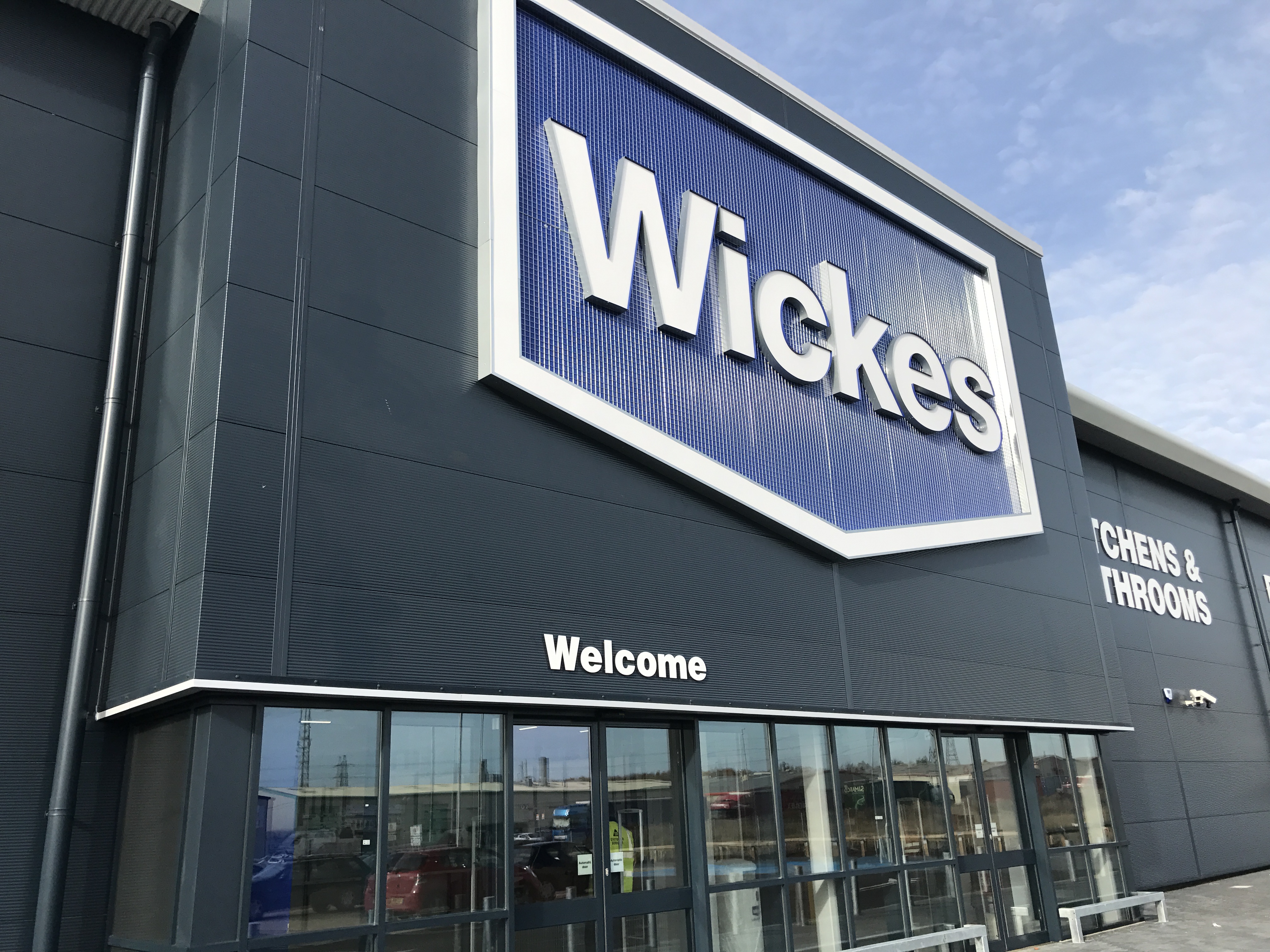 New Store & Refit Completion Day Handover - Wickes Operations