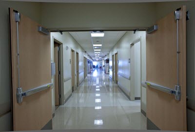 Cross-Corridor-Fire-Doors-LBR-1000x677.jpg